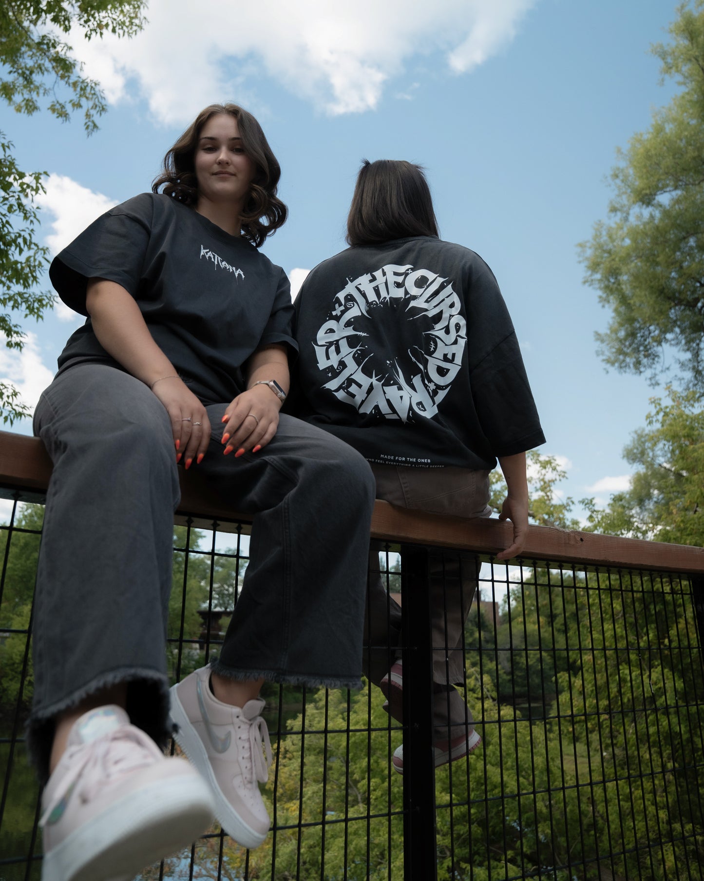 The Cursed Traveler - OVERSIZED T-SHIRT
